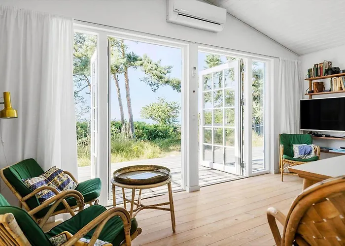 1601-aakirkeby-lyngvejen-16 Σπίτι διακοπών *